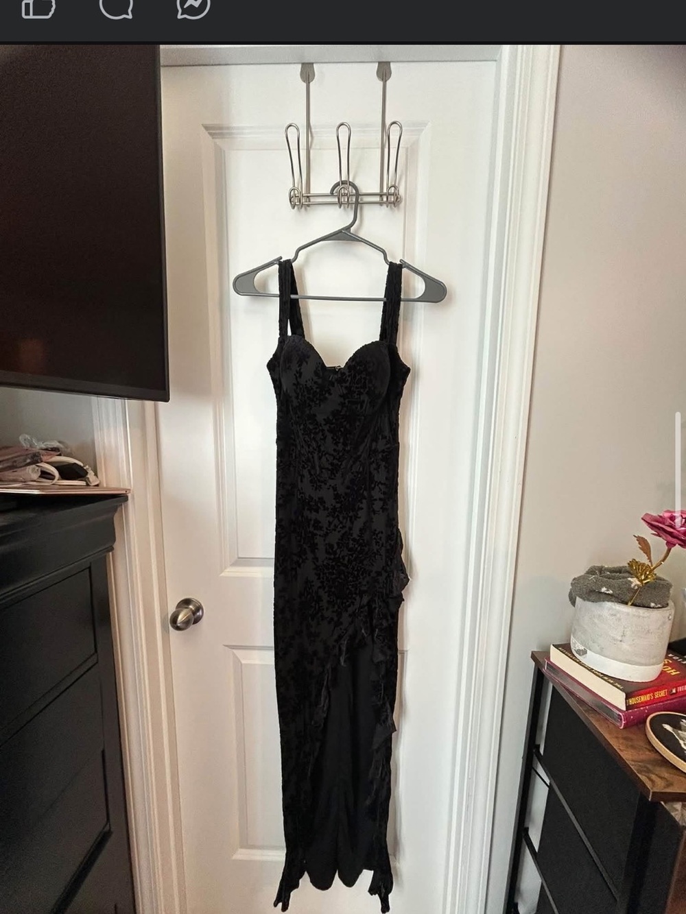 Black Velvet Floral Lace Evening Dress - Women